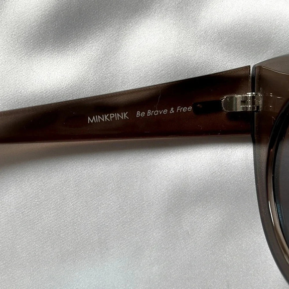 MINKPINK By Brave and Free Brown Polarized Doublecross Sunglasses - Picture 7 of 10